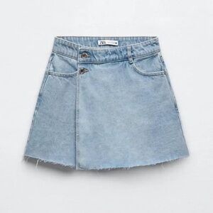 NWT Zara Denim Skirt - Light Wash - Art. 7147/027/427